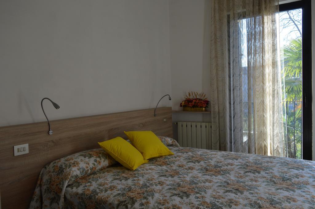 Il Corso Bed & Breakfast Novara Exterior photo