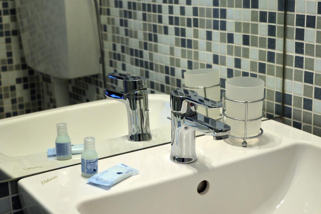 Il Corso Bed & Breakfast Novara Exterior photo